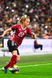 Turid Knaak soccer girl