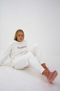 Ellie Roebuck photo