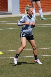 Julia Simic soccer babe