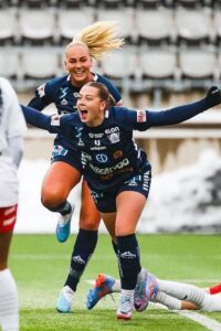 Cathinka Tandberg football babe