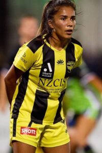 Chloe Knott soccer babe