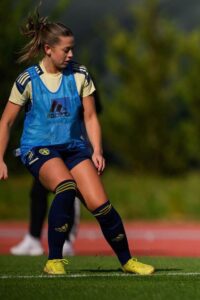 Cornelia Kapocs football babe