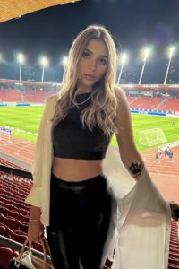 Eleni Rittman sports babe