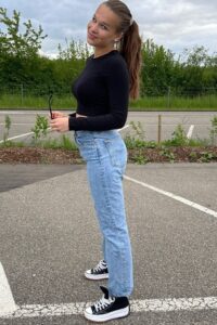 Ella Ljustina hot football girl