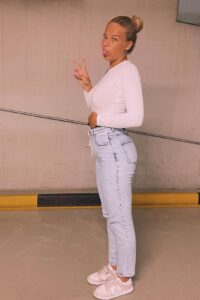 Ella Ljustina hot soccer girl