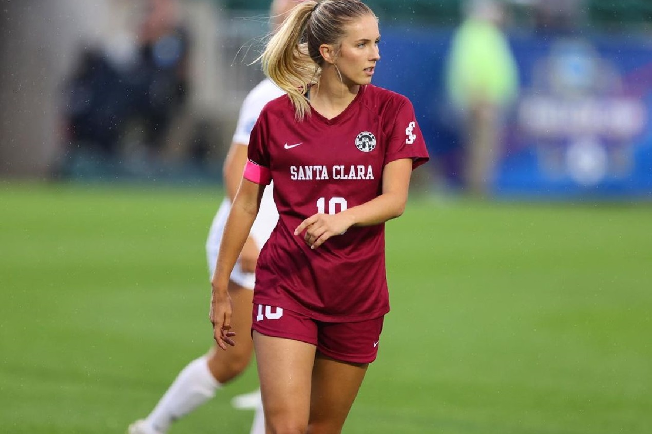 Kelsey Turnbow soccer