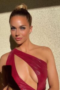 Lauren Sesselmann soccer babe