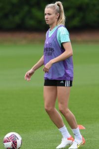 Leah Williamson hot soccer babe