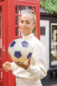 Lia Walti football beauty