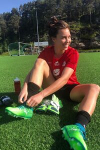 Mackenzie Arnold soccer babe