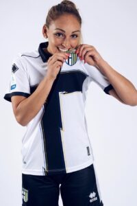 Nora Heroum hot footballer