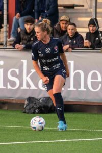 Rebecca Knaak football babe