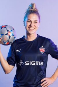 Rebecca Knaak hot football