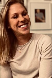 Rebecca Knaak hot photo