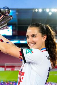 Sara Dabritz football babe