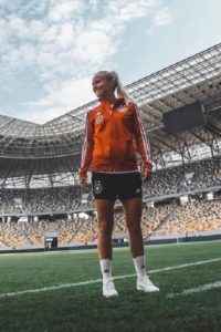 Turid Knaak soccer babe
