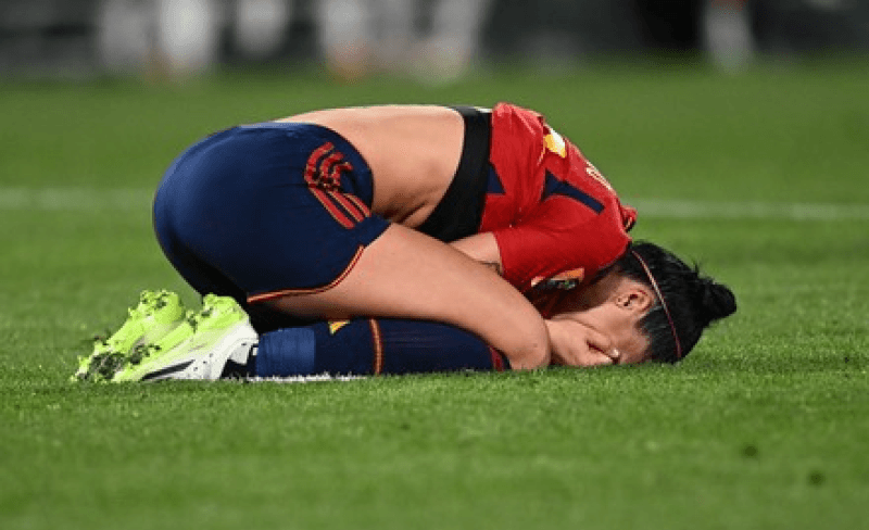 Irene Paredes Social Media Accounts