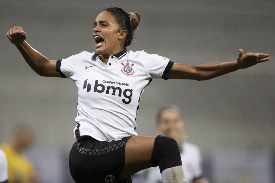 Gabi Nunes Net Worth