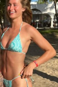 Jordyn Huitema hot
