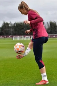 Brooke Cairns hot photo