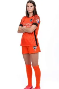 Cecelia Kizer soccer