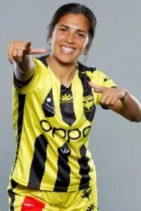 Chloe Knott football player