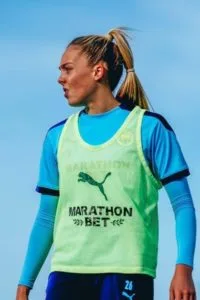 Ellie Roebuck football