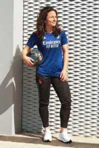 Ivana Andres football