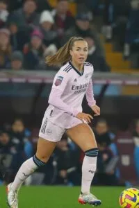 Lia Walti soccer babe