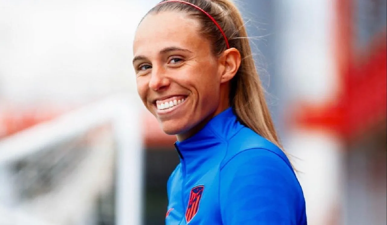 Maitane Lopez football