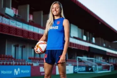 Maitane Lopez soccer