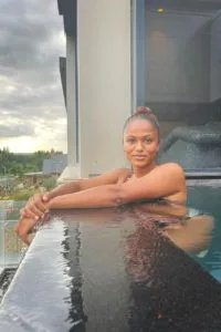 Taylor Hinds hot pool