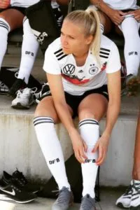 Turid Knaak football girl