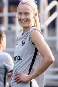 Tyler Lussi American footballer